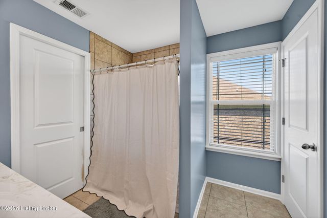 142 Highland Ridge Dr, Mt Washington, KY 40047