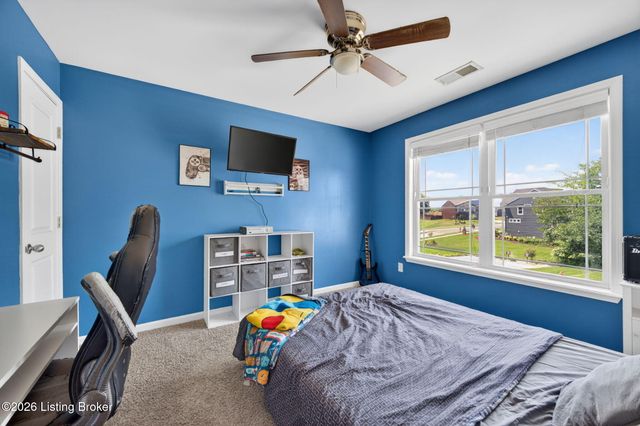 142 Highland Ridge Dr, Mt Washington, KY 40047