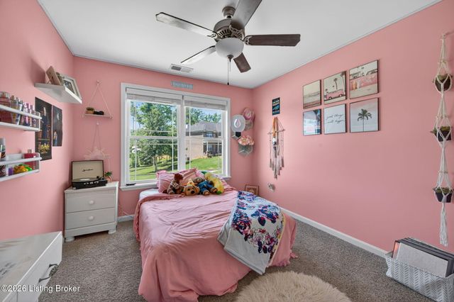 142 Highland Ridge Dr, Mt Washington, KY 40047