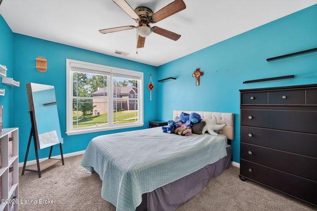 142 Highland Ridge Dr, Mt Washington, KY 40047