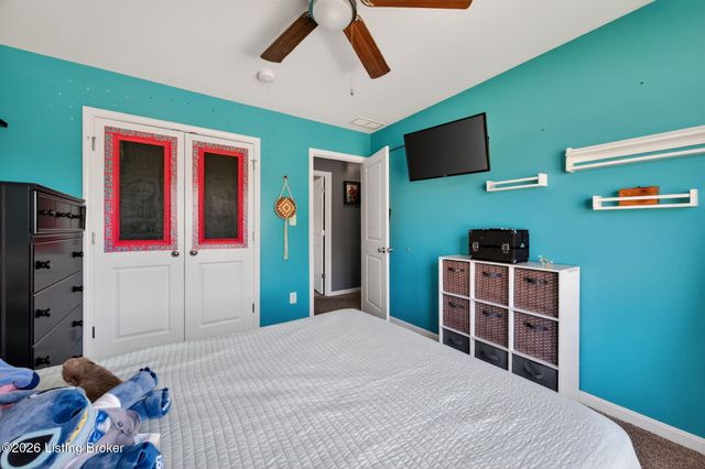 142 Highland Ridge Dr, Mt Washington, KY 40047