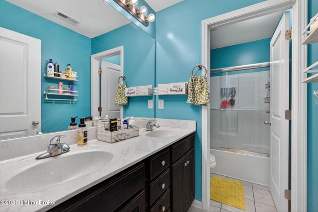 142 Highland Ridge Dr, Mt Washington, KY 40047