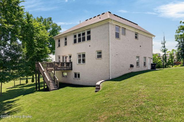 142 Highland Ridge Dr, Mt Washington, KY 40047