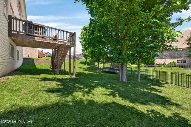 142 Highland Ridge Dr, Mt Washington, KY 40047
