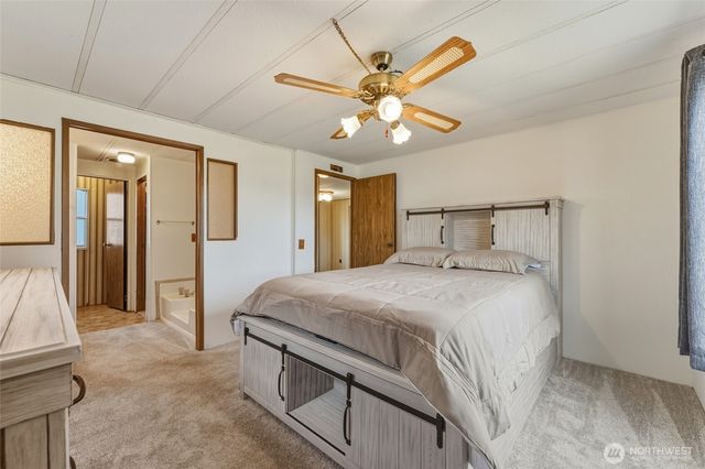 806 SE Mockingbird Drive, College Place, WA 99324