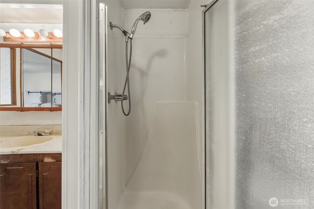 806 SE Mockingbird Drive, College Place, WA 99324