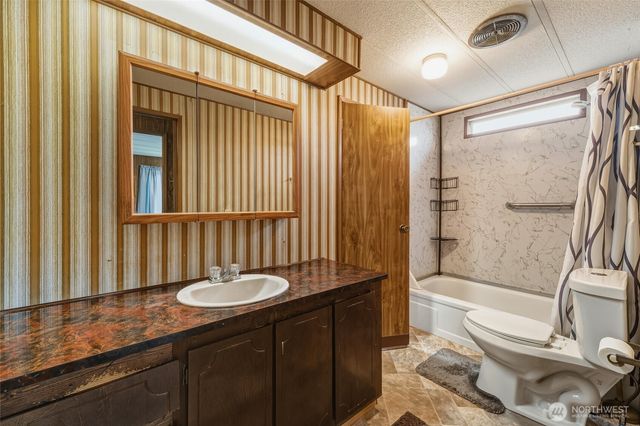 806 SE Mockingbird Drive, College Place, WA 99324