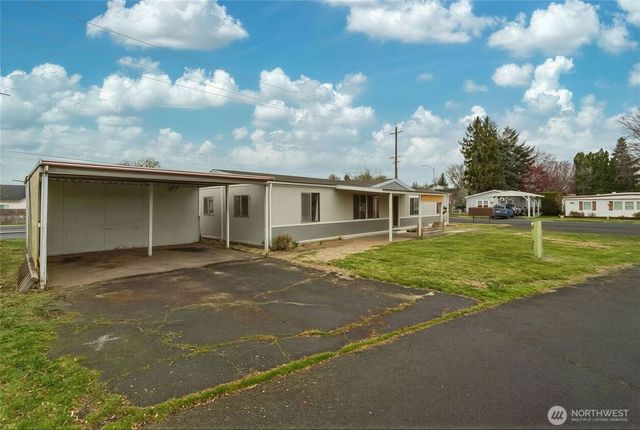 806 SE Mockingbird Drive, College Place, WA 99324