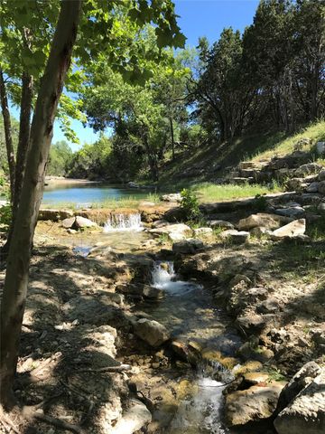 101 Hillview TRL, Dripping Springs, TX 78620