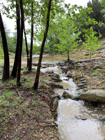 101 Hillview TRL, Dripping Springs, TX 78620
