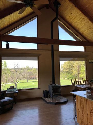101 Hillview TRL, Dripping Springs, TX 78620
