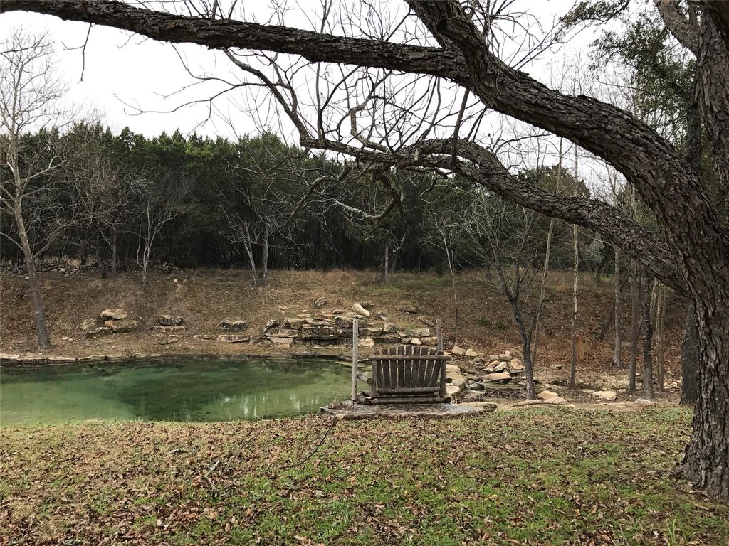 101 Hillview TRL, Dripping Springs, TX 78620