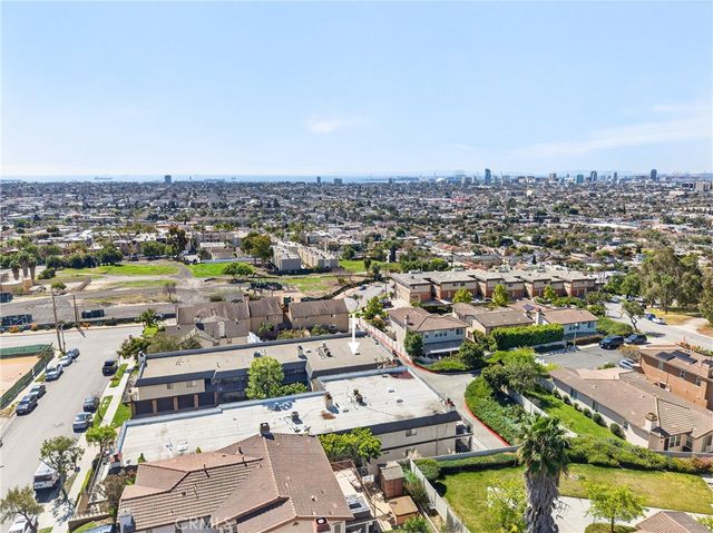 2115 Ohio, Signal Hill, CA 90755