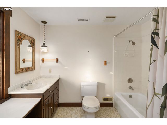 300 Nw 114th Ave, Portland, OR 97229