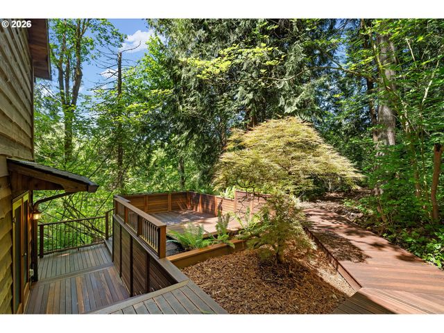 300 Nw 114th Ave, Portland, OR 97229