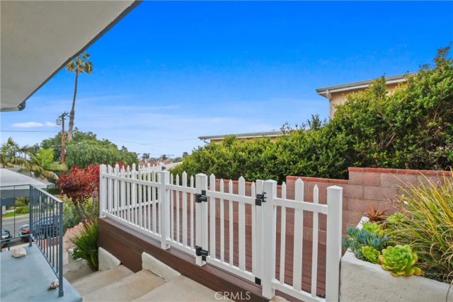 719 Oro Terrace, San Pedro, CA 90731