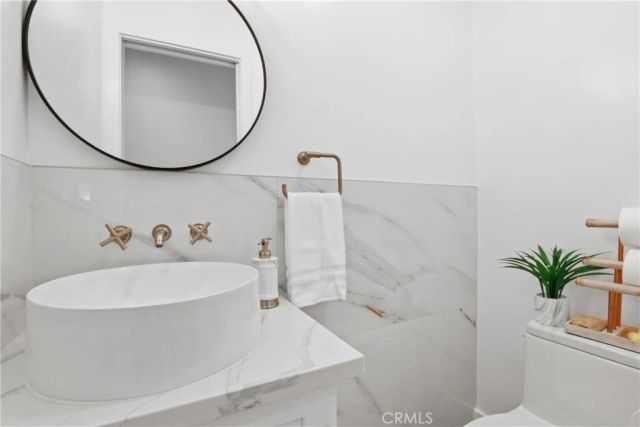 719 Oro Terrace, San Pedro, CA 90731