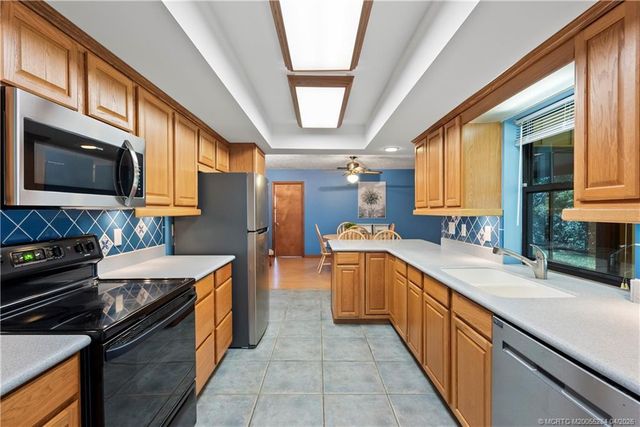 903 SW Willow Lane, Palm City, FL 34990