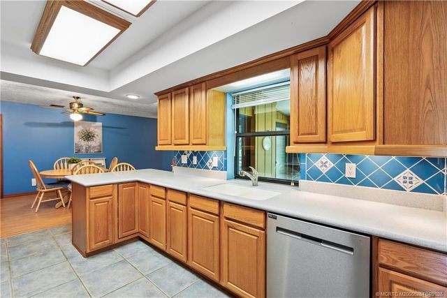 903 SW Willow Lane, Palm City, FL 34990