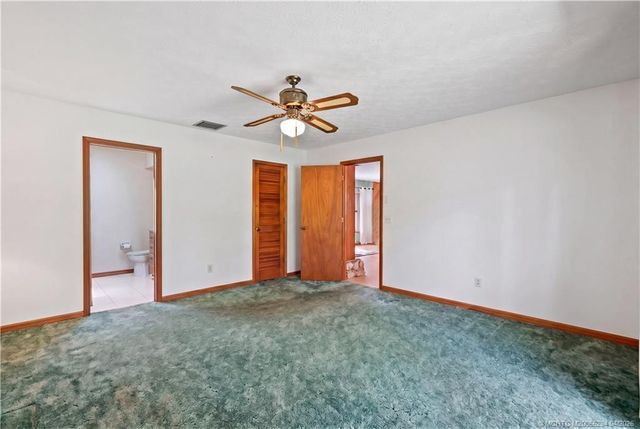 903 SW Willow Lane, Palm City, FL 34990