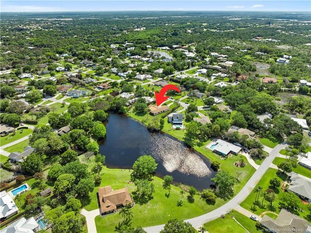 903 SW Willow Lane, Palm City, FL 34990