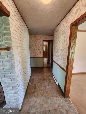 723 W SUNHILL RD, Manheim, PA 17545