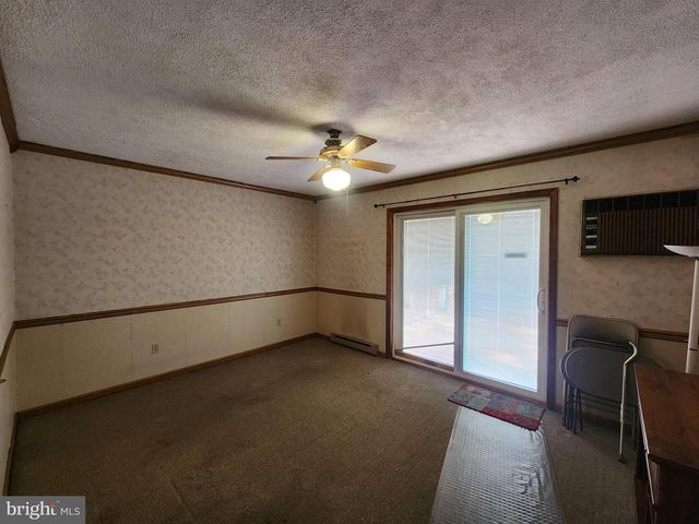 723 W SUNHILL RD, Manheim, PA 17545