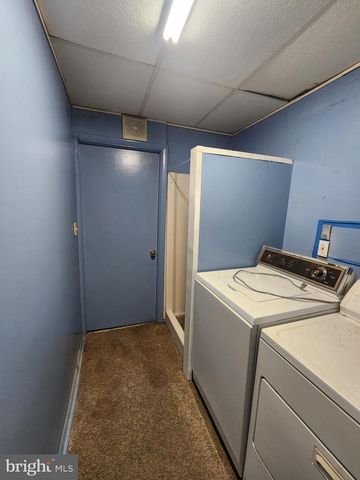 723 W SUNHILL RD, Manheim, PA 17545