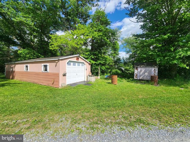 723 W SUNHILL RD, Manheim, PA 17545
