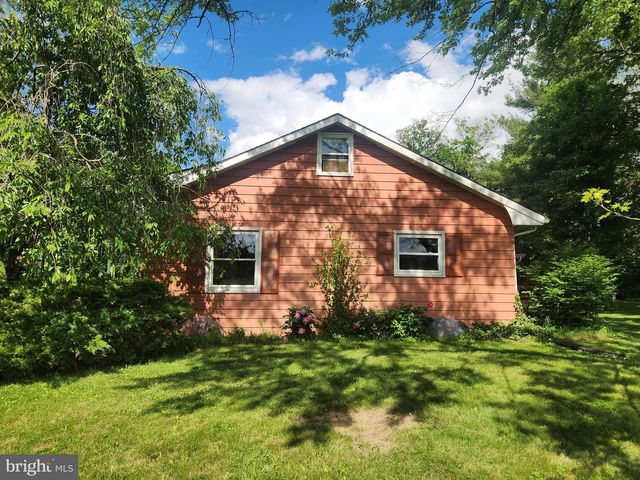 723 W SUNHILL RD, Manheim, PA 17545