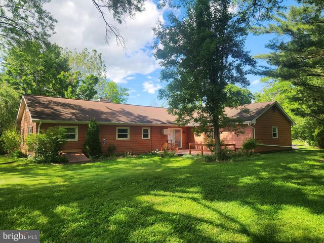 723 W SUNHILL RD, Manheim, PA 17545