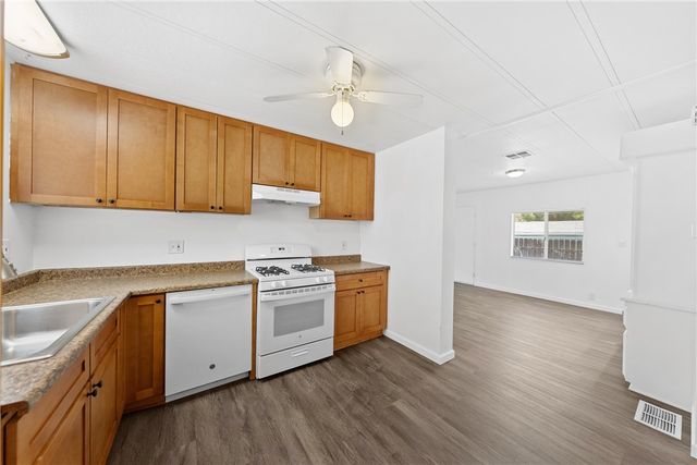 33320 Barley Lane, Wildomar, CA 92595