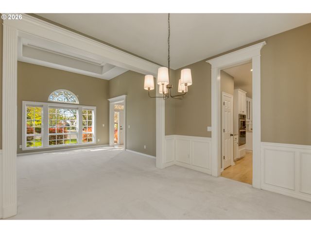 19413 Sw WINSLOW Dr, Beaverton, OR 97007