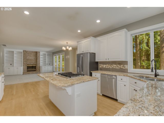 19413 Sw WINSLOW Dr, Beaverton, OR 97007