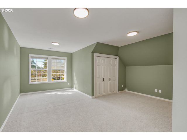 19413 Sw WINSLOW Dr, Beaverton, OR 97007