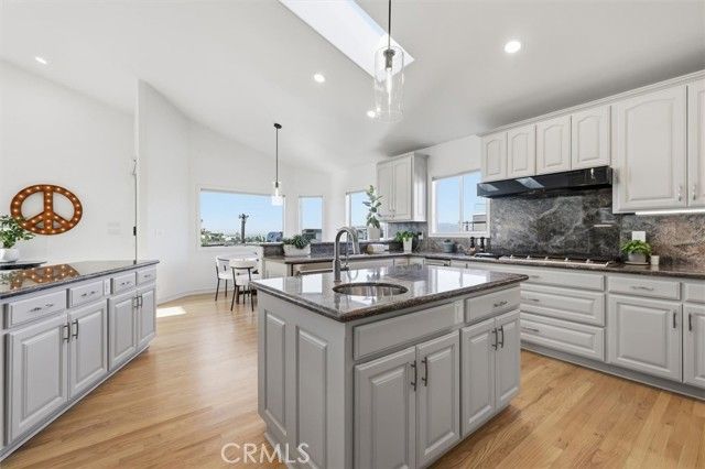 8325 Delgany Avenue, Playa Del Rey (los Angeles), CA 90293