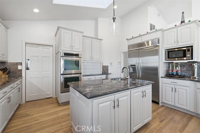 8325 Delgany Avenue, Playa Del Rey (los Angeles), CA 90293