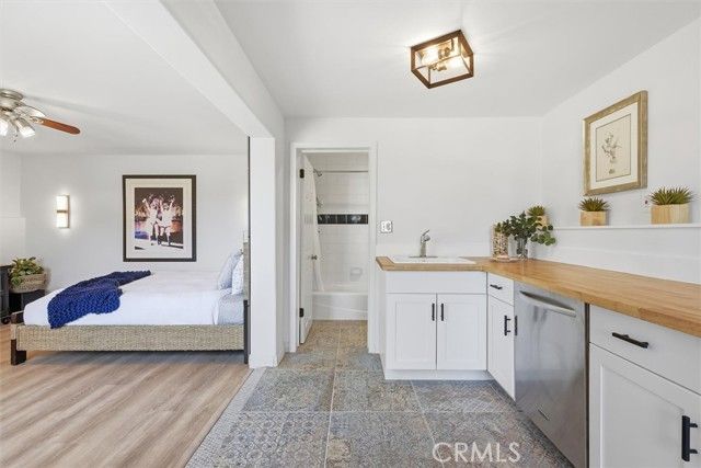 8325 Delgany Avenue, Playa Del Rey (los Angeles), CA 90293