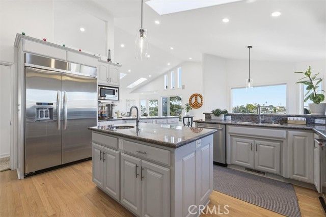8325 Delgany Avenue, Playa Del Rey (los Angeles), CA 90293