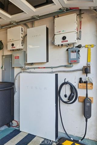 8325 Delgany Avenue, Playa Del Rey (los Angeles), CA 90293