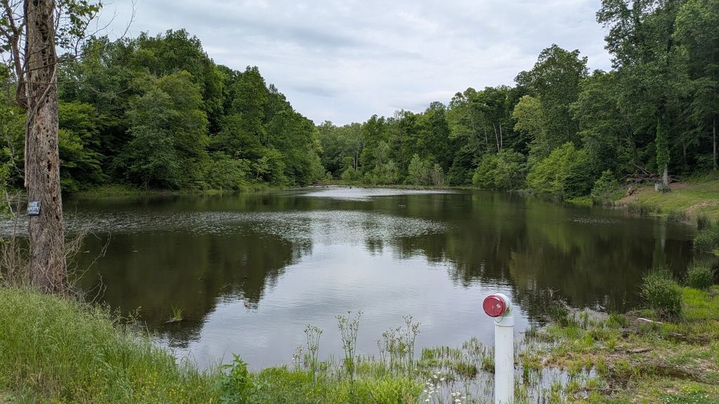 1340 Owl Circ, Hurricane Mills, TN 37078