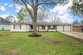 1318 Meadow Lark Street, Deer Park, TX 77536