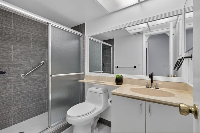 7770 Tahiti Lane 102, Lake Worth, FL 33467