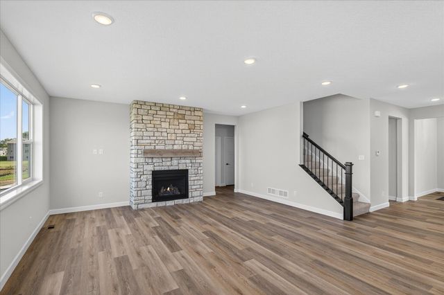 920 Kepler Avenue NE, Hanover, MN 55341