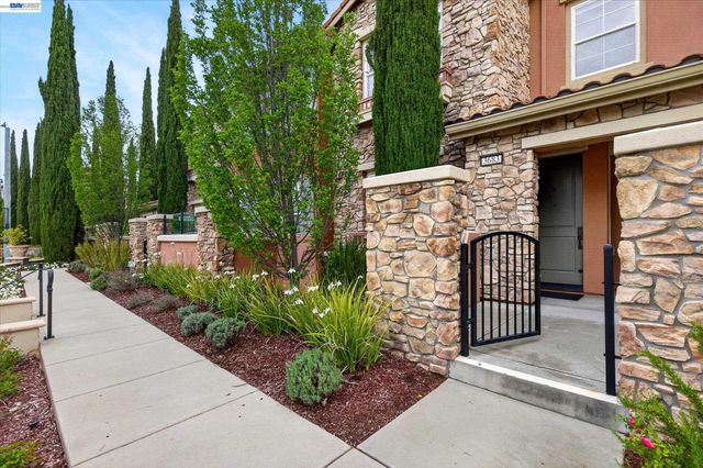 3683 Central Parkway, Dublin, CA 94568