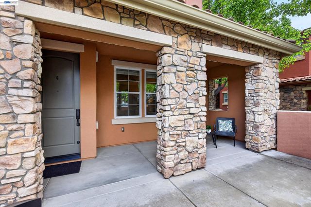 3683 Central Parkway, Dublin, CA 94568