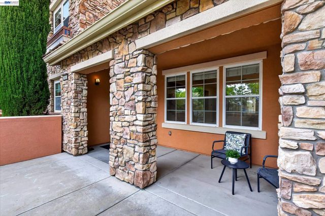 3683 Central Parkway, Dublin, CA 94568