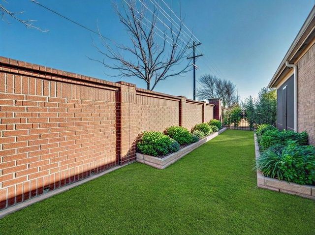 1884 Marsh Point Drive, Frisco, TX 75036