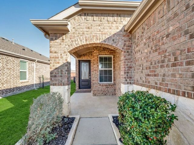 1884 Marsh Point Drive, Frisco, TX 75036