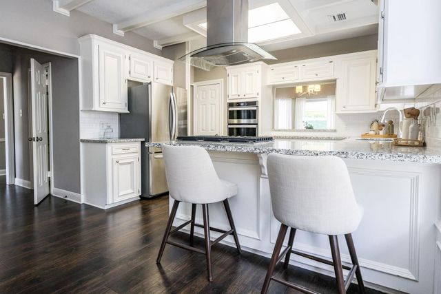 118 Mill Trail Drive, Sugar Land, TX 77498
